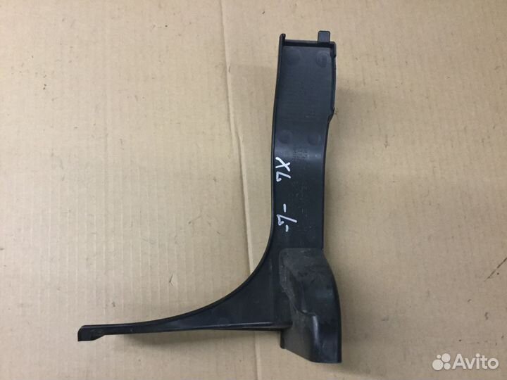 Кронштейн заднего бампера левый Аутлендер XL