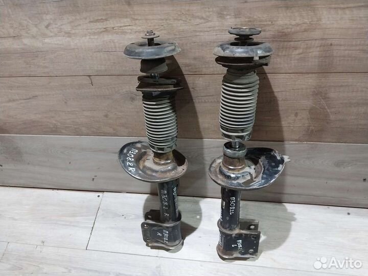 Амортизаторы передние Peugeot 308