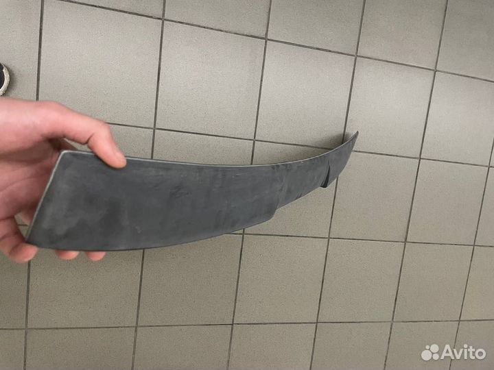 Camry 50 / 55 Лип спойлер на заднее стекло D2EB6