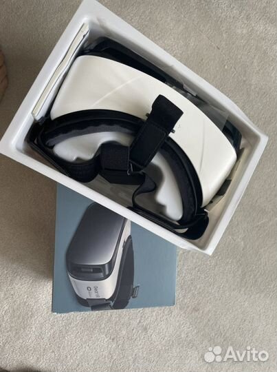 Очки виртуальной реальности samsung gear vr oculus