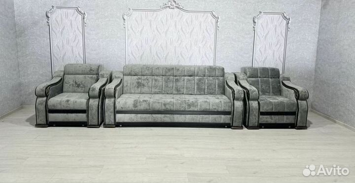 Диван в офис