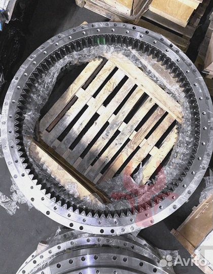 Поворотный круг Hyundai R330LC-9A 81N9-01022