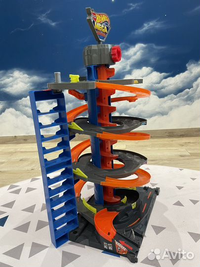 Hot Wheels Мега Гараж