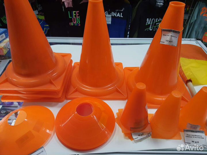 Конусы, фишки разметочные