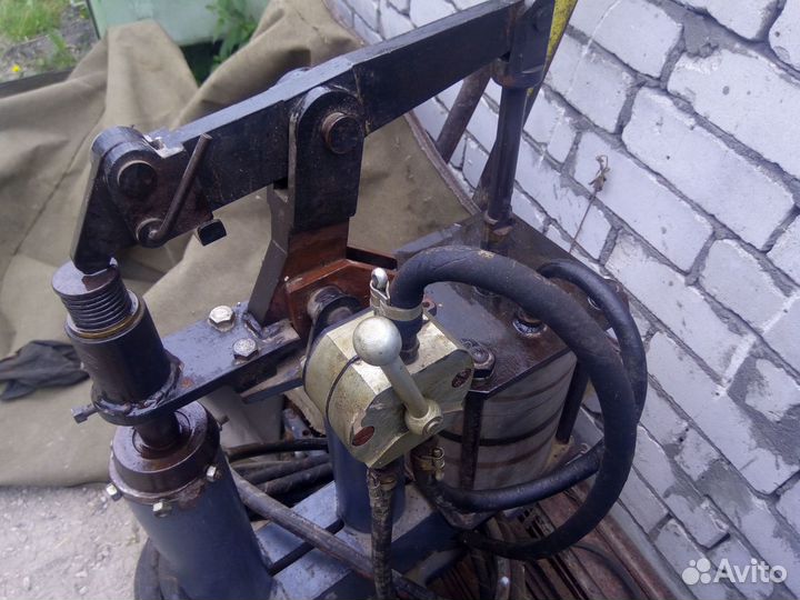 Пресс для люверсов