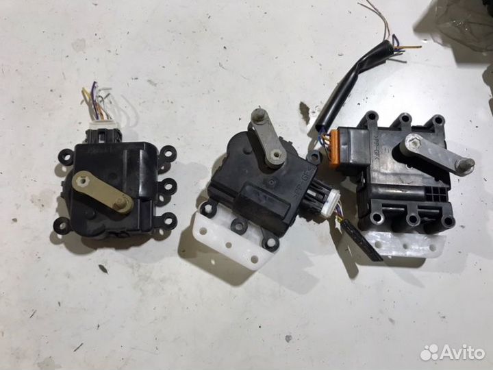 Сервопривод заслонок печки Mazda Mazda6 GH L5VE