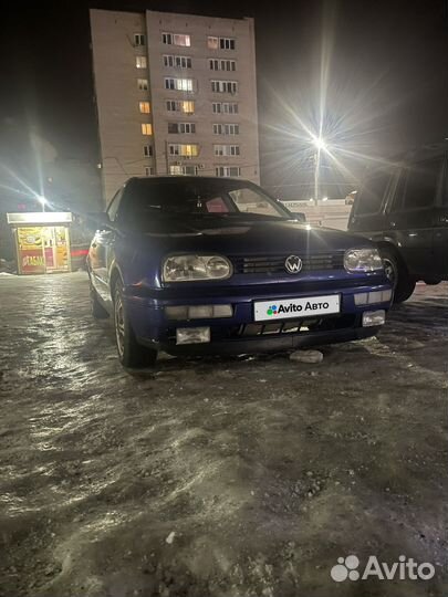 Volkswagen Golf 1.6 МТ, 1995, 300 000 км