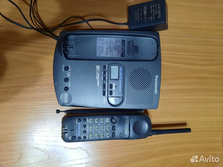 Радиотелефон Panasonic KX-TC1045RUB