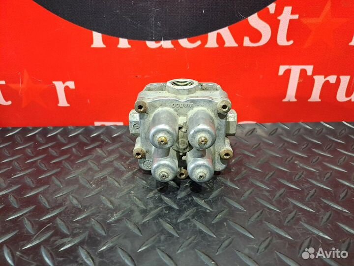 Кран 4-х контурный