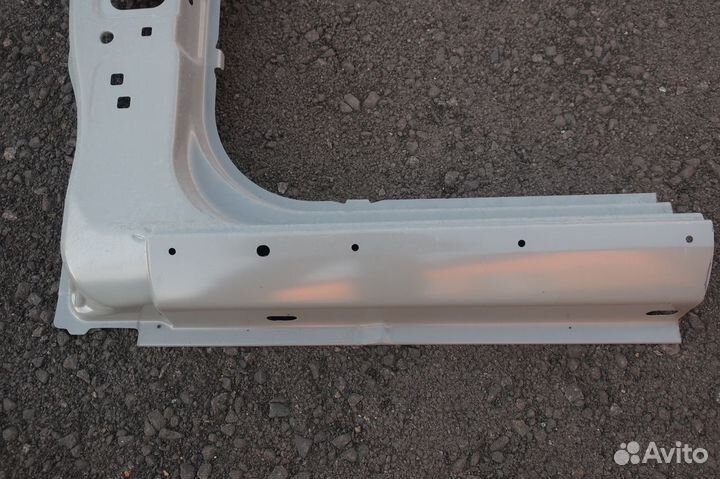 Боковина левая LADA Vesta SW Cross