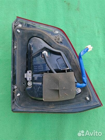 Стоп внутренний правый toyota land cruiser 200