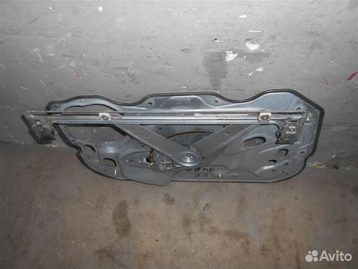 Стеклоподъемник электр. передний правый от Ford C