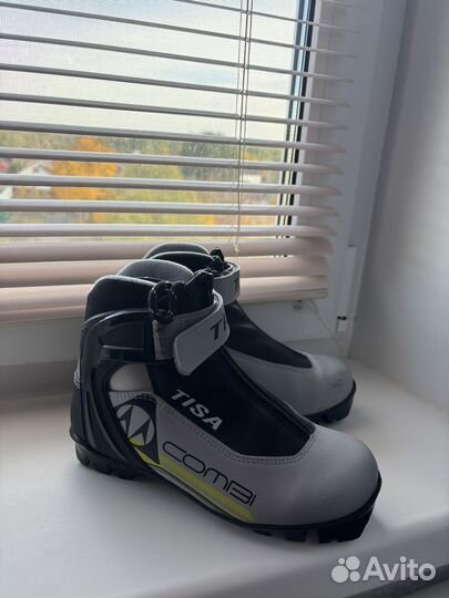 Лыжные ботинки tisa