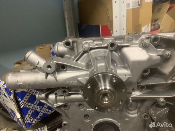 Помпа охлаждения Мерседес Спринтер Классик