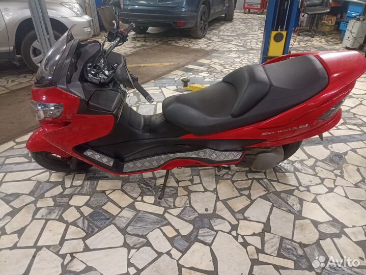 Suzuki Skywave 250