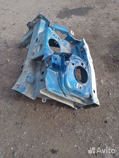 Правый Лонжерон Рено Меган 2