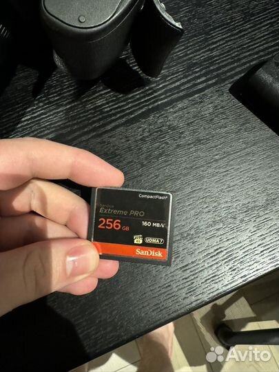 Карта памяти Sandisk 256gb