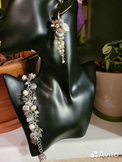 Серьги, колье и браслет с натураным жемчугом и лаб