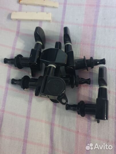 Гитарные аксессуары