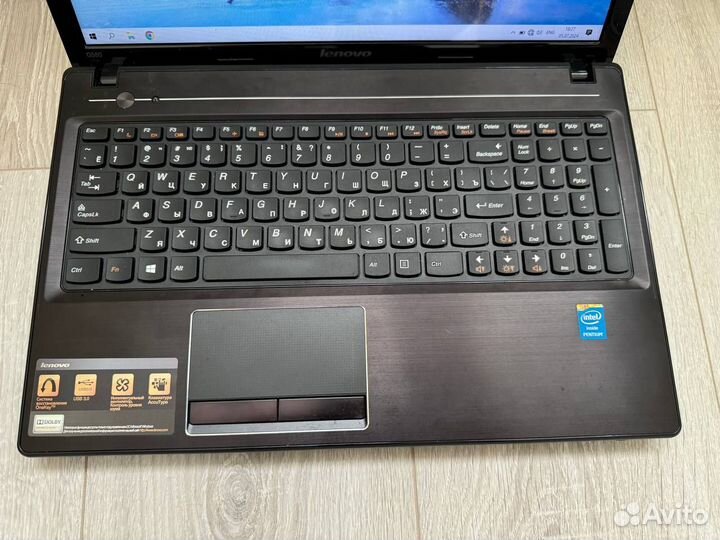 Ноутбук Lenovo 2 ядра/8 Гб/ SSD 240 Гб