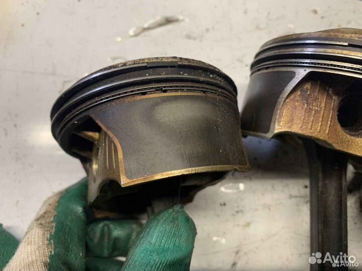 Поршень с шатуном Мерседес М276