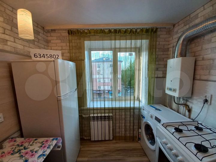 3-к. квартира, 50 м², 4/5 эт.