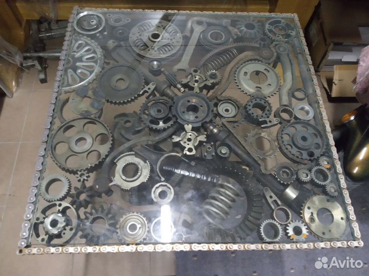 Продам стол