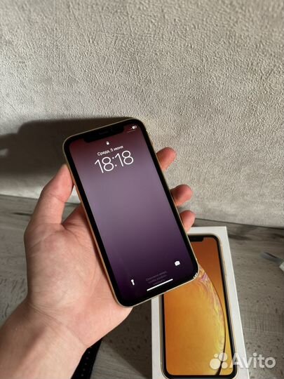 iPhone Xr, 128 ГБ