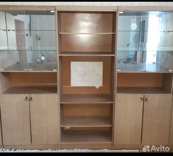 Шкаф стенка