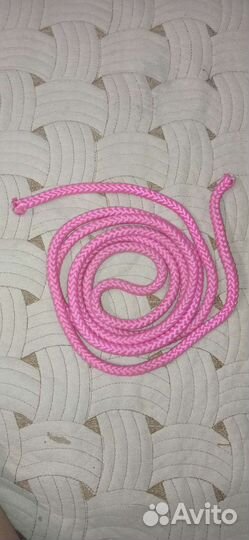 Гимнастическая скакалка