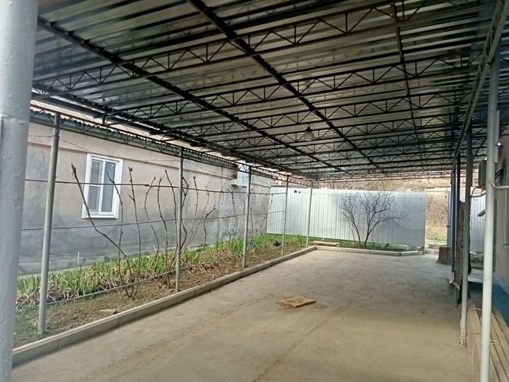 Дом 57,8 м² на участке 8,01 га