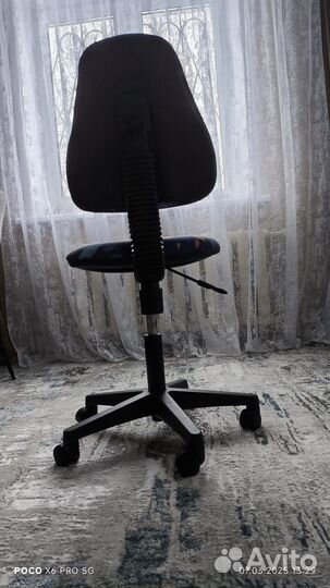 Компьютерное кресло детское бу