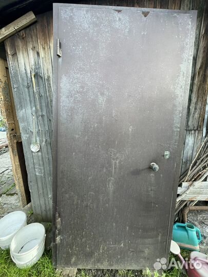 Дверь входная металлическая уличная