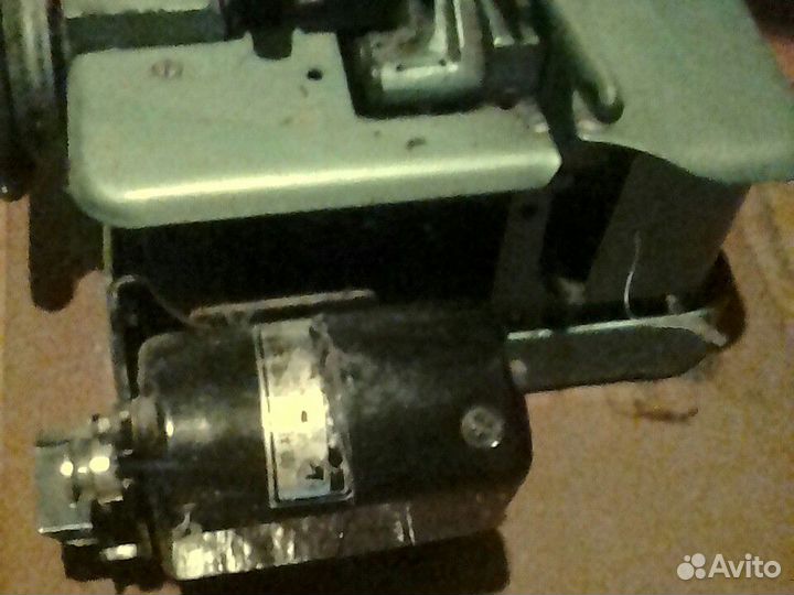 Оверлок 51 класс трехниточный китаец