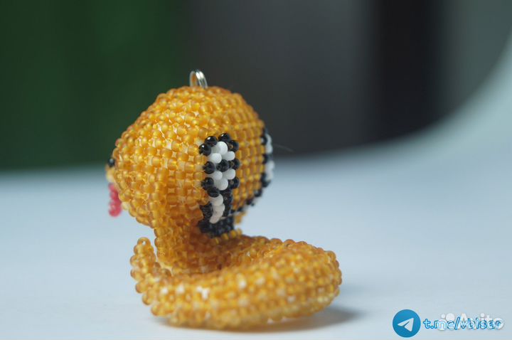 Игрушки ручной работы из бисера змея кобра