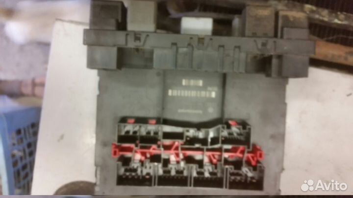 Блок управления бортовой сети VAG 3C0937049AH