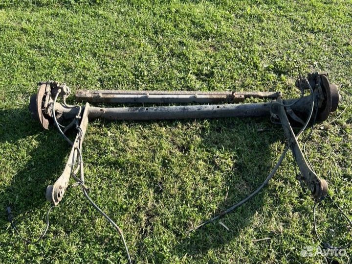 Балка задняя audi a6/100 c4