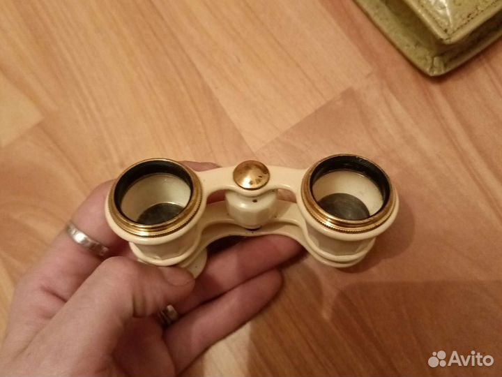 Театральный бинокль