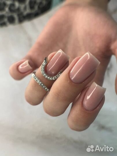 Мастер маникюра