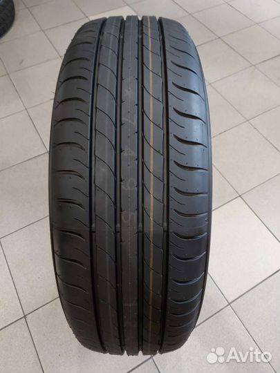 Dunlop SP Sport Maxx 050 235/65 R18 106V