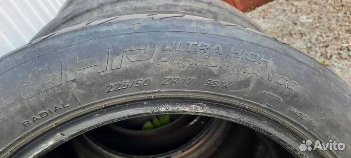 Kormoran Ultra High Performance 225/50 R17 98W