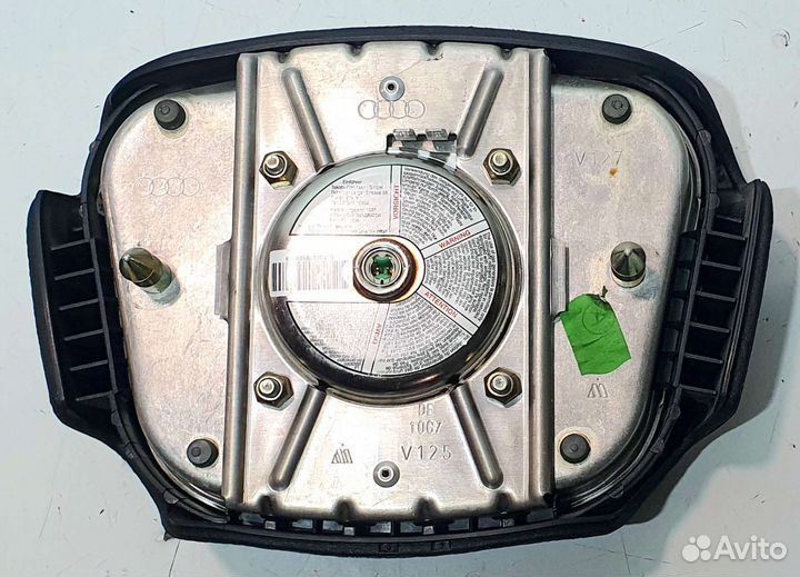 Подушка безопасности водителя Audi A6 C5