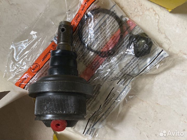 48630-60040 шаровая опора с масленкой