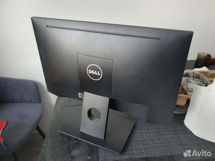Монитор Dell e2216h