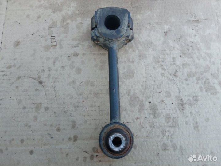 Стабилизатор задний правый Toyota Land Cruiser