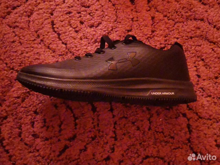 Кроссовки мужские 41 размер новые