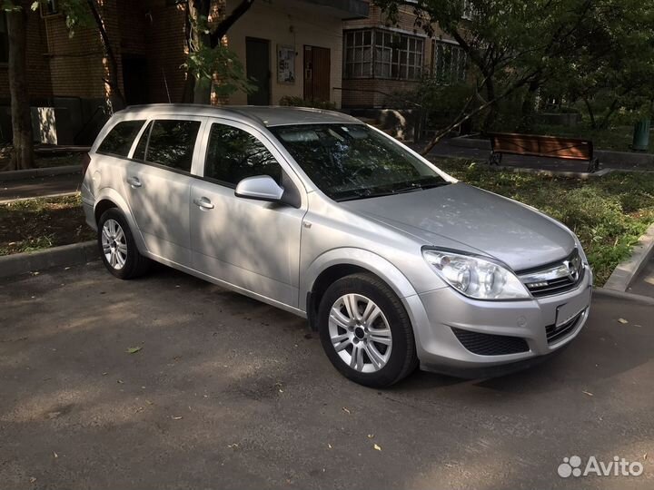 Opel Astra 1.6 МТ, 2013, 155 000 км