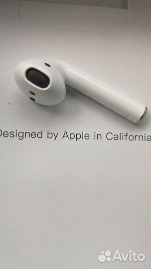 Беспроводные наушники apple airpods