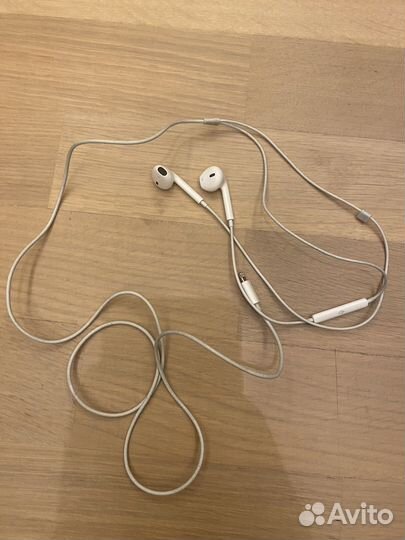 Наушники earpods проводные