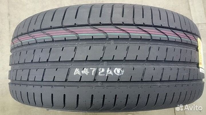 Pirelli P Zero 275/40 R22 107Y